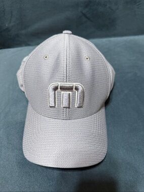 Travis Mathew Light Gray Logo Baseball Cap